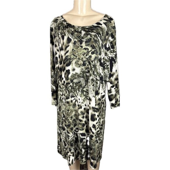 Citiknits XL Green-Black Animal Print Crew Neckline 3/4 Sleeve Above Knee Dress - Picture 2 of 6